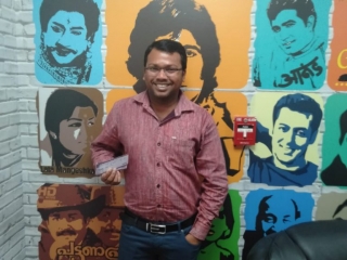 Darbar Movie Contest winner Mohammed at Radio Suno 91.7 Fm studio