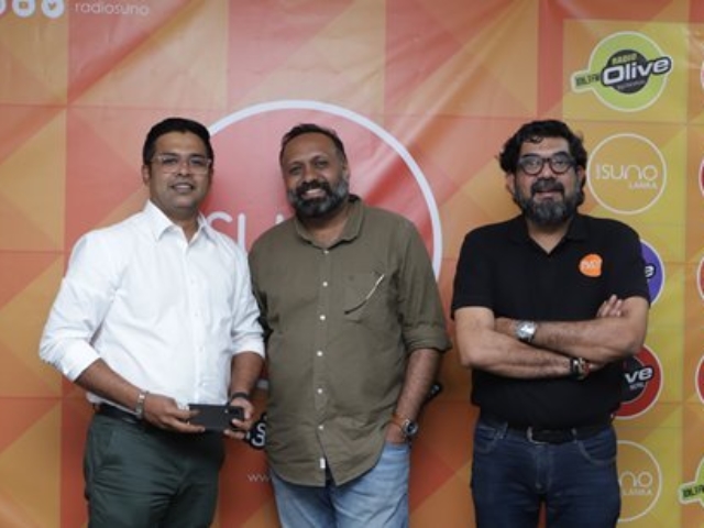 Radio Suno Managing directors Ameer Ali and Krishna Kumar with omar Lulu