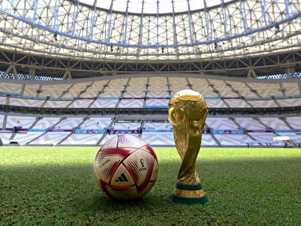 Adidas Al Hilm World Cup-Official-Match-Ball FIFA World Cup Trophy